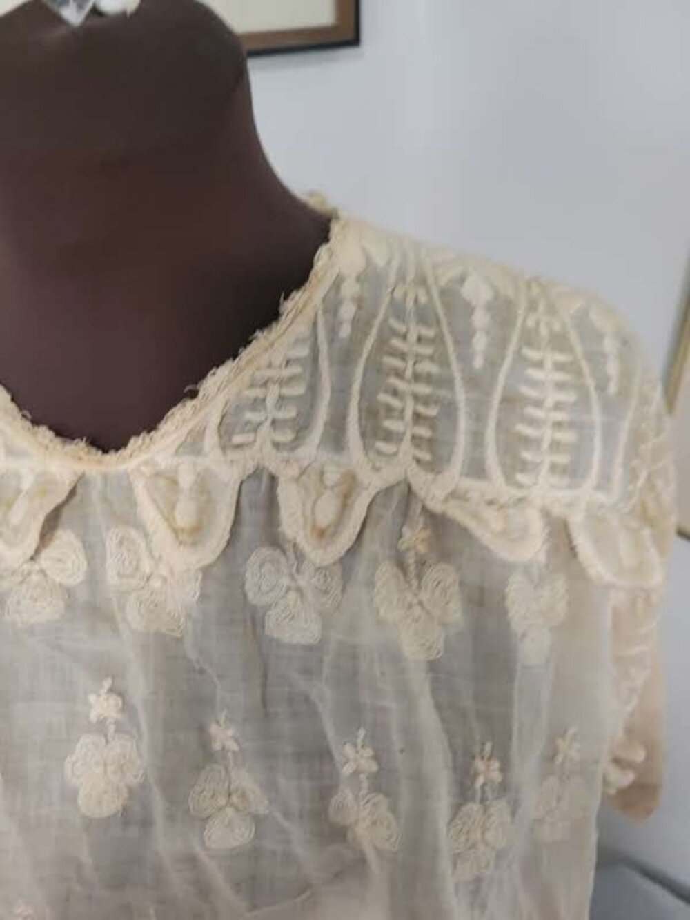 Vintage 1900's ace and Muslim Cotton Blouse and Underskirt - Picture 4 of 11